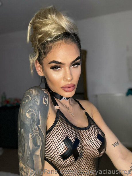 teen cumshot onlyfans sexy gallery