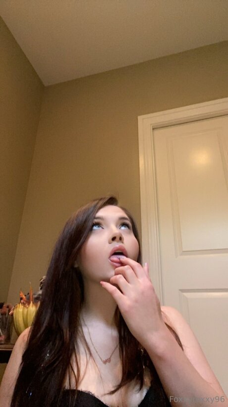 Foxxyroxxy96 erotic pornstar pics