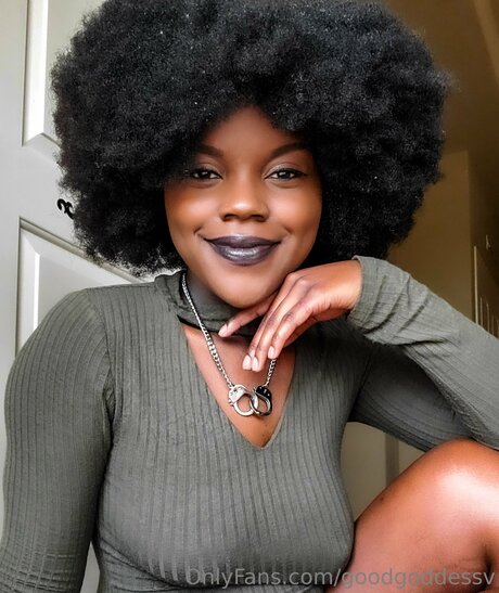 Rightwhereuwantme pornstar pretty pictures