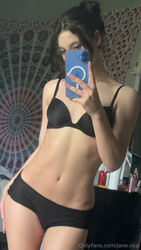 Jane Ossi pornstar nude photos