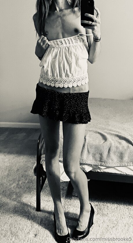 Missbrooke5 art actress pic