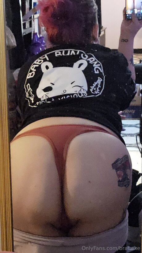 Bigtiddygothmommyuwu sex actress img