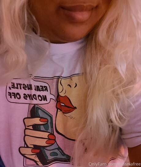 Missniafree model xxx archive