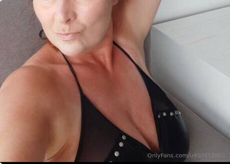 mirror onlyfans pornos pics