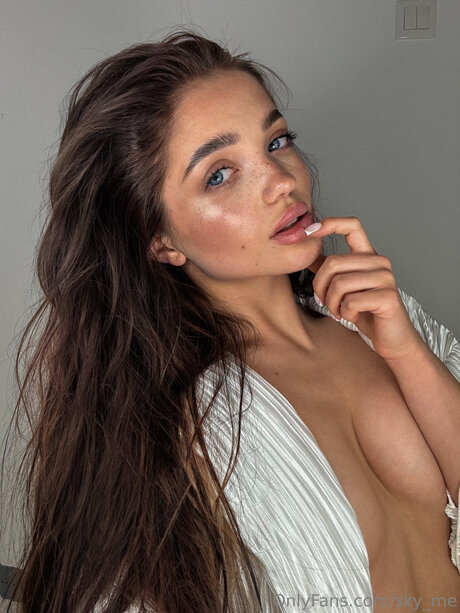 Sky Me Best Profile Photo