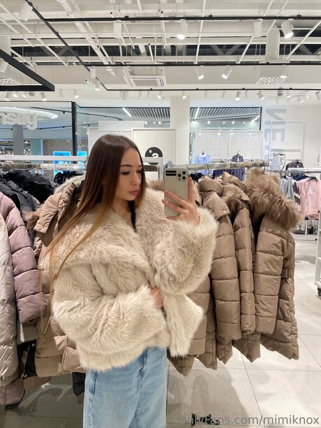 Mimiknox Official beautiful star photos