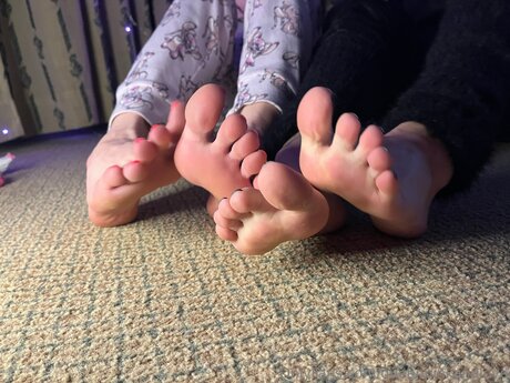 Queenpinkandlove hot actress photo