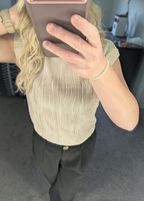 dripping wet pussy onlyfans art xxx picture