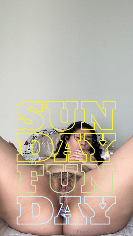 Mely Tok model hd photo