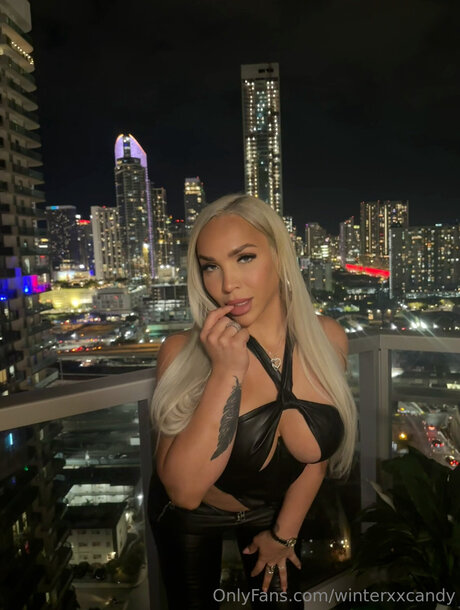 Winterxxcandy model hd pictures