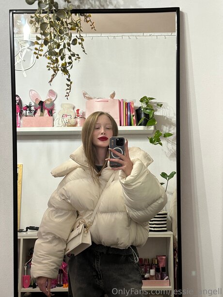 Jessie Angell pornstar sexy galleries