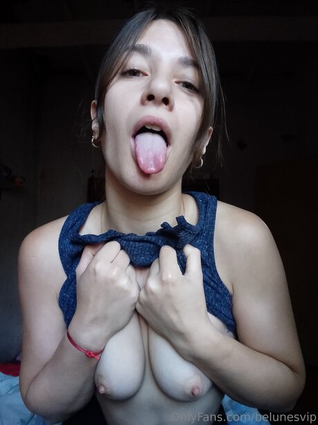 Belunesvip model top photo