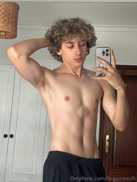 Itsgomesofc perfect actress pics