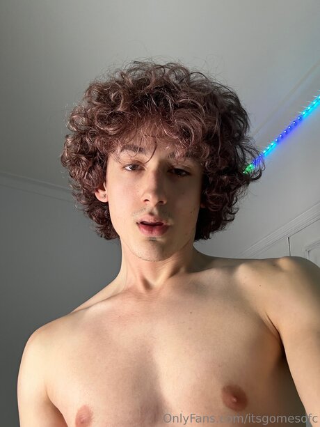 Itsgomesofc pornstar naked images