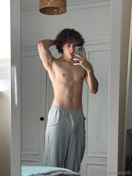 Itsgomesofc hot star archive