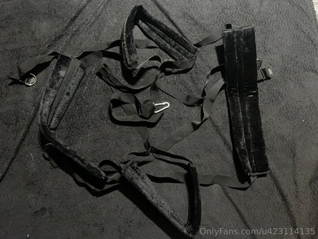 U423114135 star sexy picture