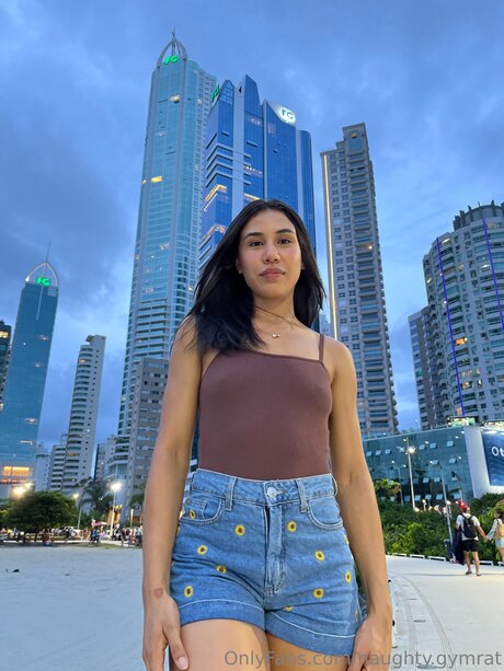 Naughty Gymrat top star image