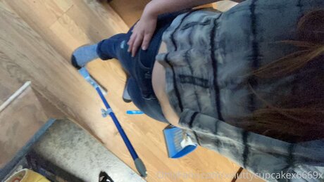 Xsluttycupcakex6669x adult star pictures