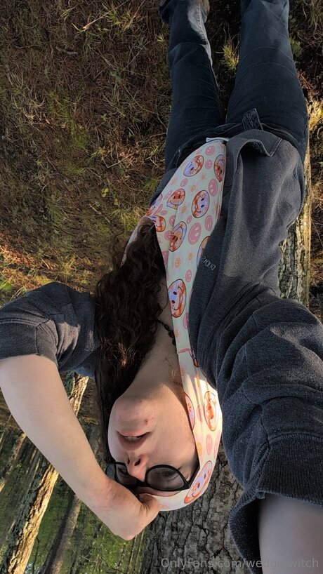 pink hair onlyfans erotic img