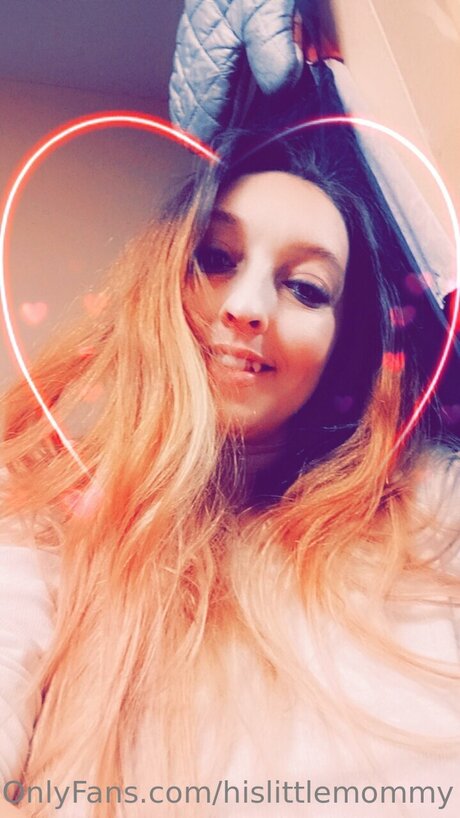 Hislittlemommy model high quality pics