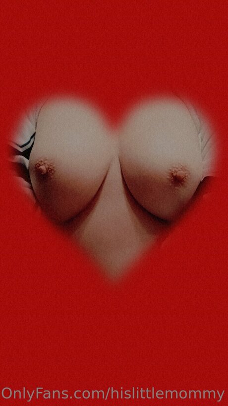 Hislittlemommy model high quality images