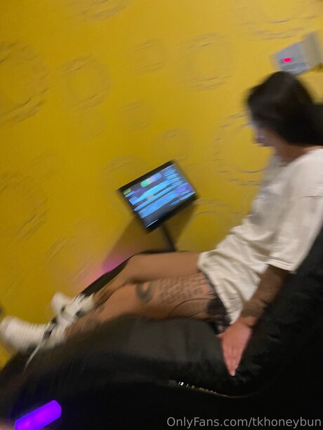 Tkhoneybun star nudes pic