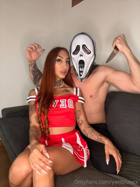 Yeribluexx pornstar free picture