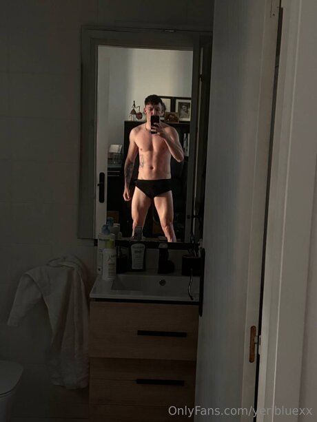 Yeribluexx exclusive star picture