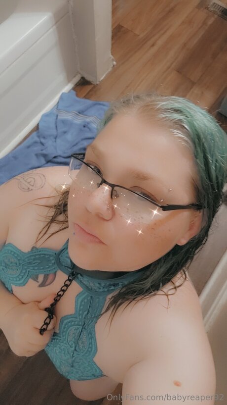 Babyreaper92 erotic pornstar photo