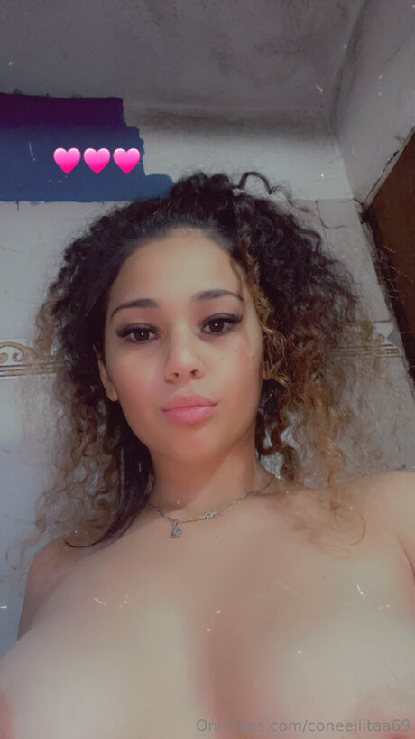 Coneejiitaa69 model nice pics