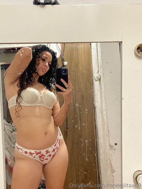 Coneejiitaa69 sex star galleries