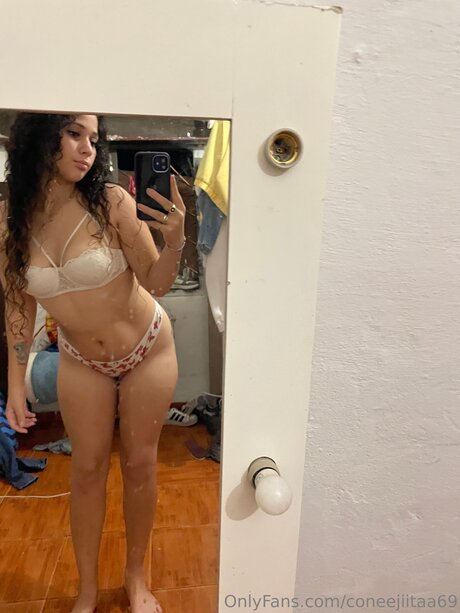 Coneejiitaa69 sex star archive