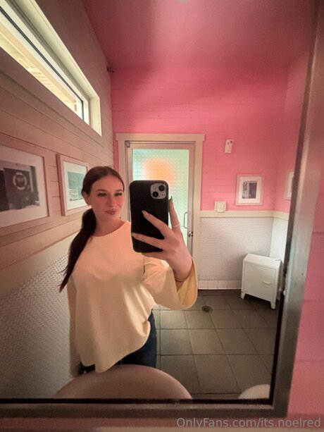 Thetattedredheadd star photo