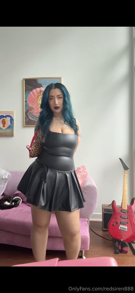 Vallariavixenn hot actress pictures