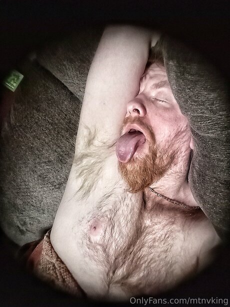 Mtnvking model high quality photo