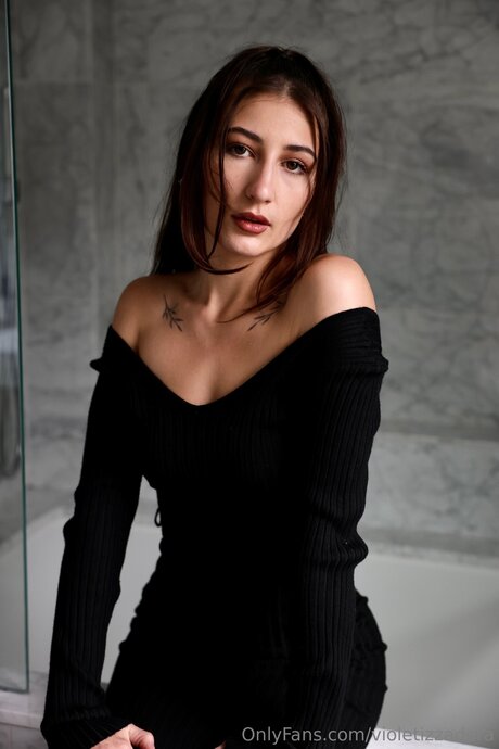 Violetizzadora pornstar sexy pics