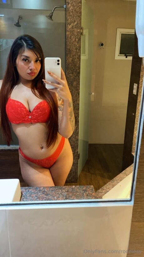 Roceless pornstar sex pic