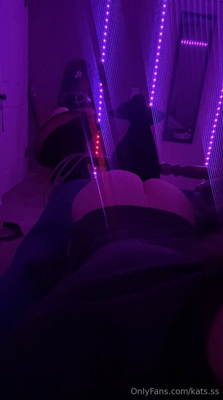 Kats Ss nude pornstar img