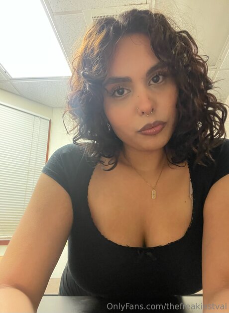 Thefreakiestval sex pornstar archive