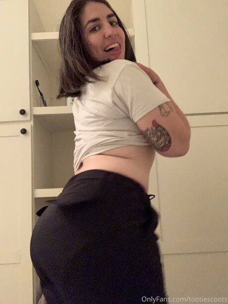 Tootiescoots art actress archive