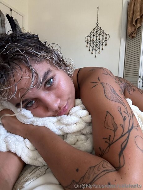 g cup tits onlyfans pornos pics