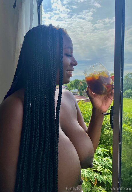 Almaahotxxx beautiful model pics