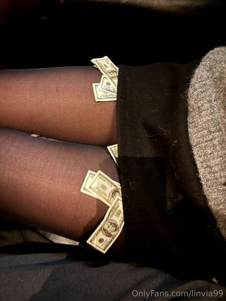 eating onlyfans hot xxx picture