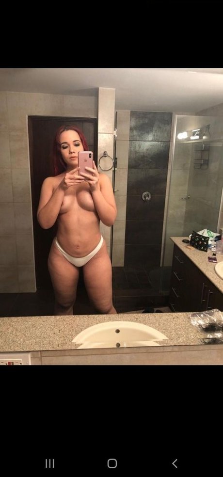 Windy Girk model hd pic