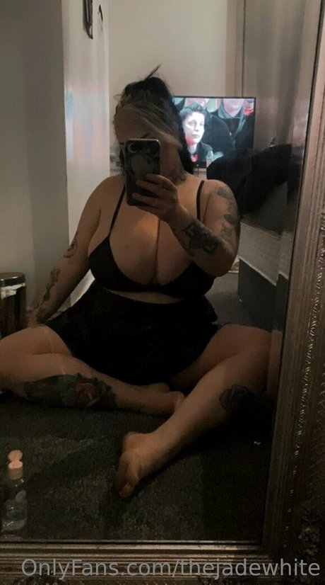 Thejadewhite art star picture