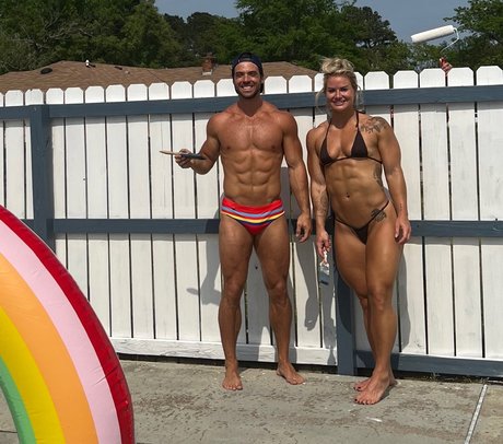 Dani Elle Speegle sexy pornstar pics