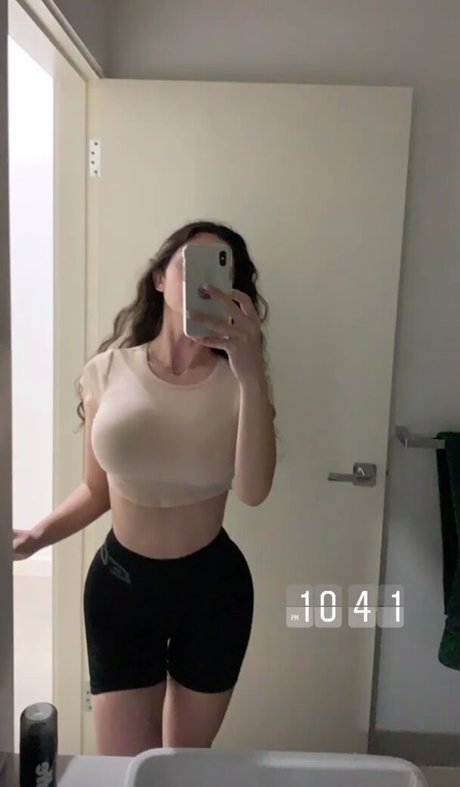 Mayroon Kawash star pornographic galleries