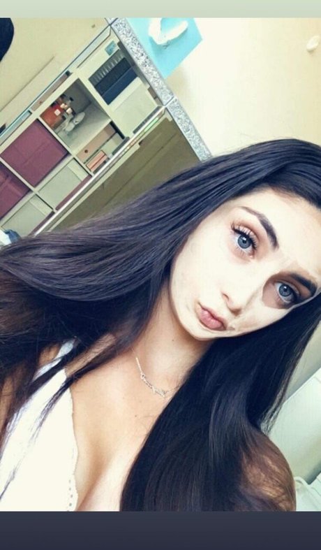 Mayroon Kawash star pic