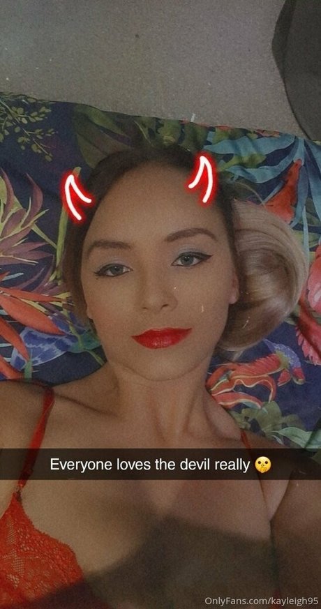 kayleigh95 exclusive actress photos