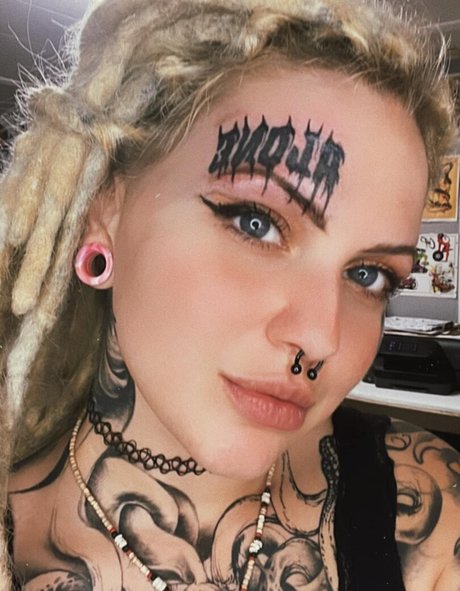 luckylou 666 pornstar pics